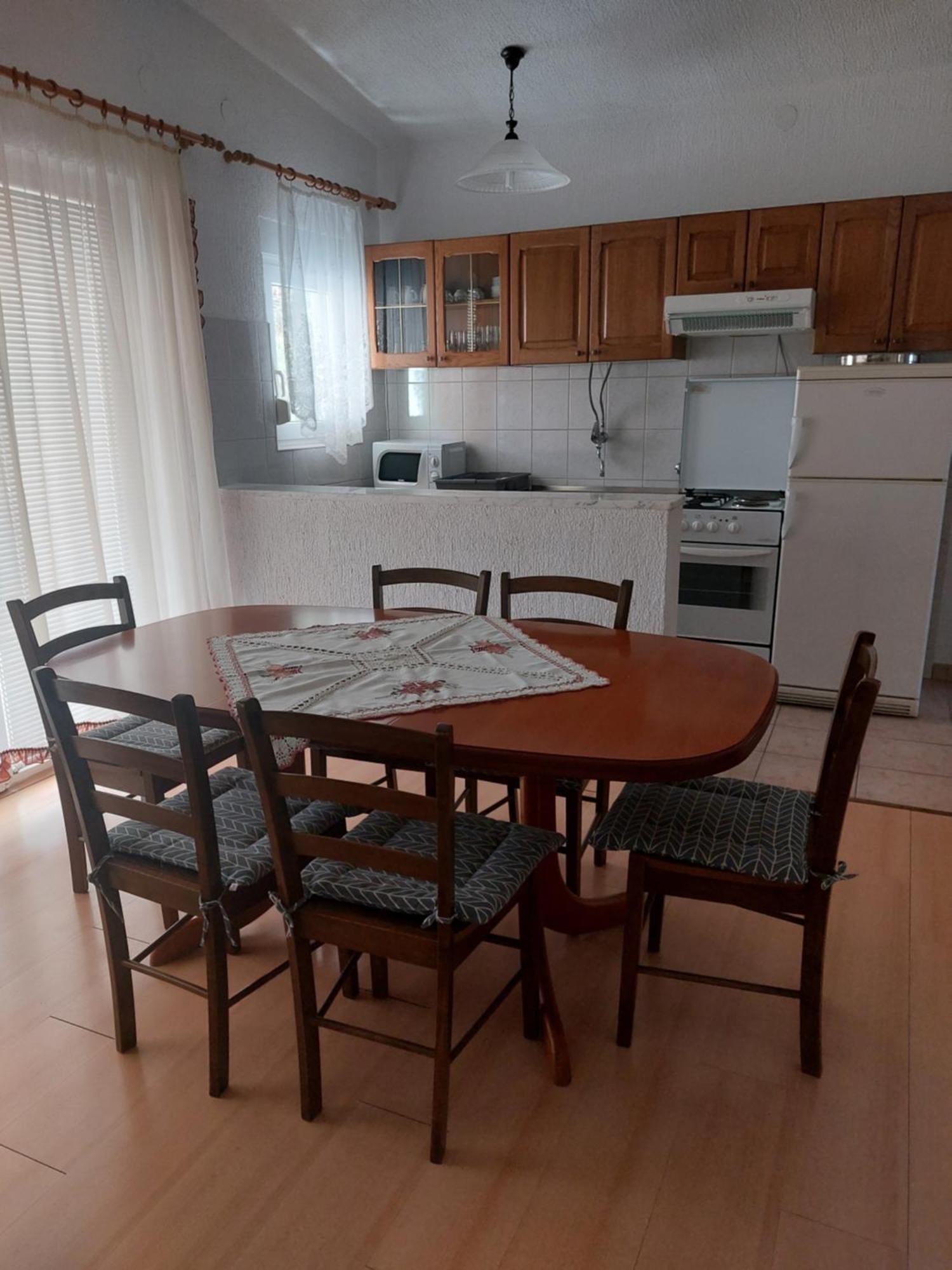 Apartman Nardi Vir Luaran gambar